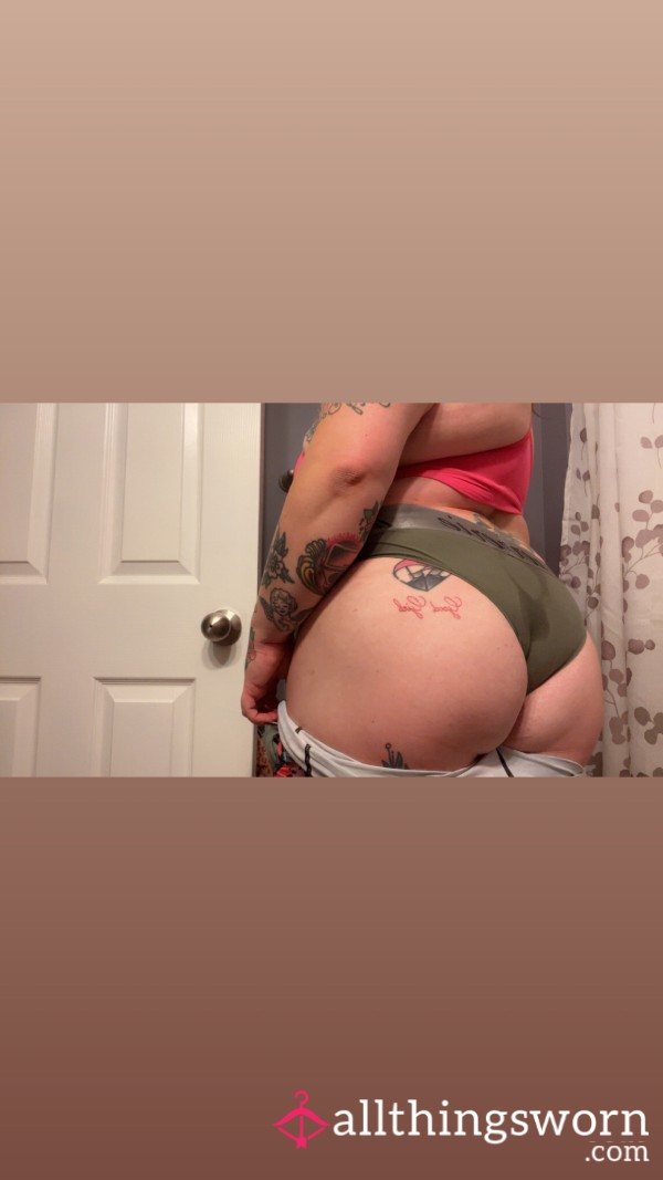 Taking Requests On How Dirty You Want Them, Inbox Me 😘