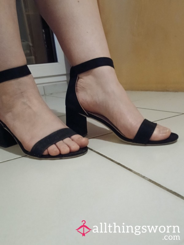 👠  Talons Noir Cla**y