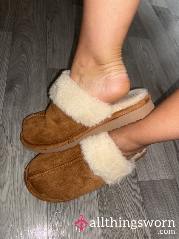 Tan Fluffy Inside Slippers