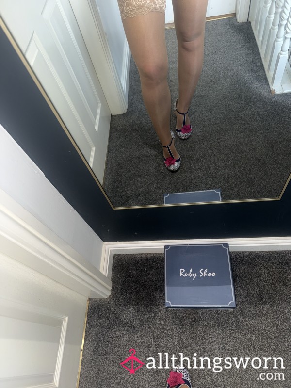 Tan Stockings With Heels