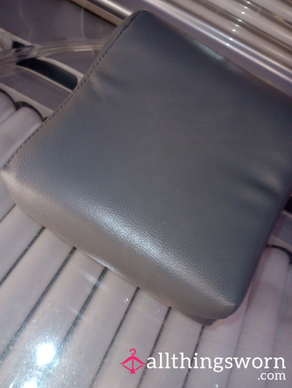 Tanning Bed Hump 🐫