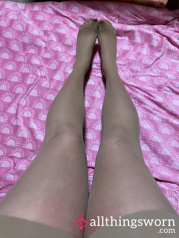 Tan/Nude Pantyhose 20 Denier