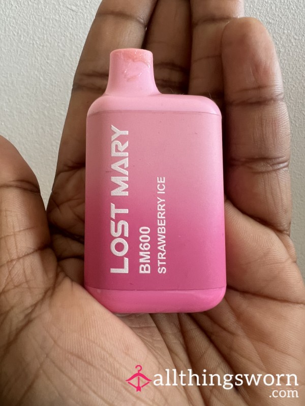 Taste The Rainbow With My Very Used Lost Mary Vape 💨 🍇🍓