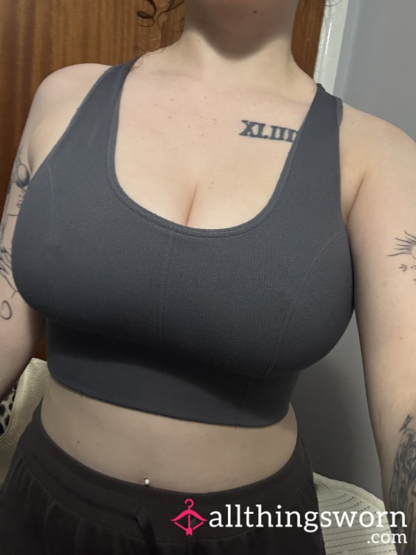 Tatty Old Navy/grey Sports Bra 😜