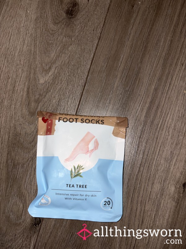 Tea Tree Foot Mask , Worn Today And Sealed For You💙