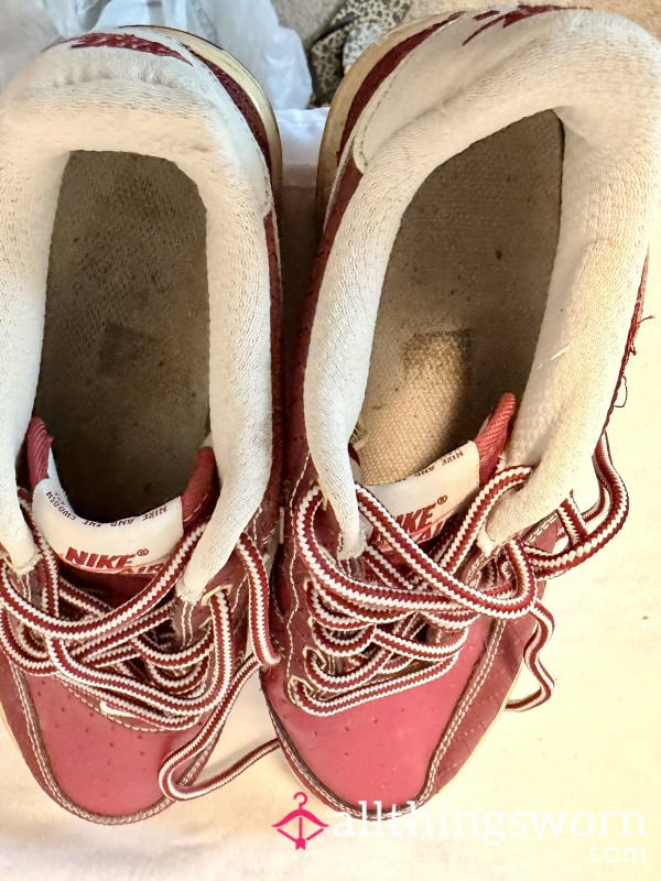 Retro 2015 Team Red Nike AF1 Size 5