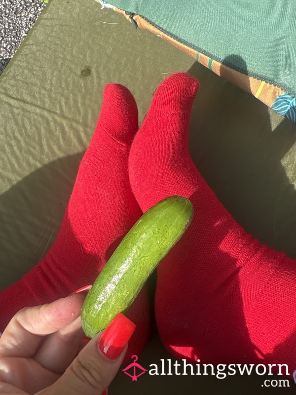 Laughing At Your Tiny Prawn D*ck! Custom! Purchase 1st  & Message.
