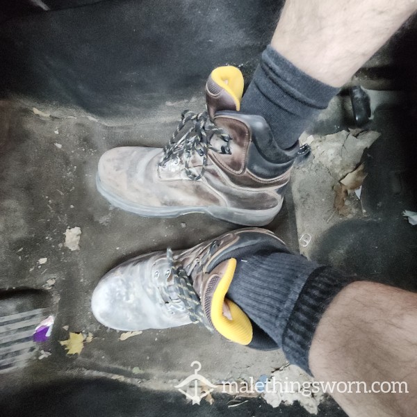 Telling You To Kiss And Worship My Work Boots