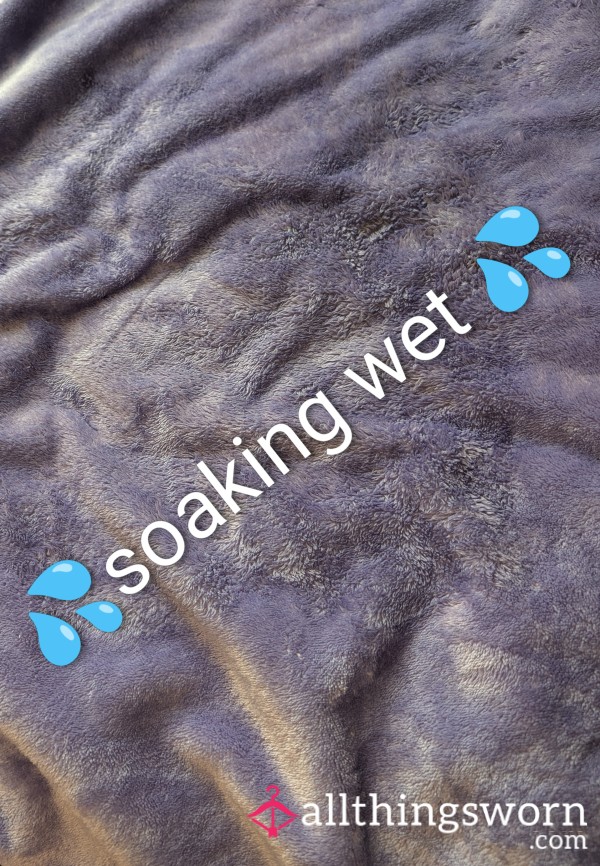 💦💦 The Biggest Splash I've Ever Made. Uncontrollable Squirt Explosion