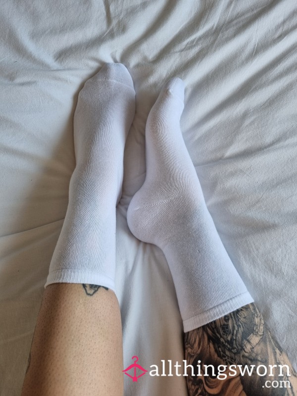 The Cla**ic White Sock