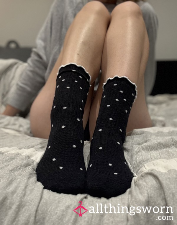 The Cutest Black & White Polka Dot Socks 🖤🤍 4-Day Wear, Shipping Included $30