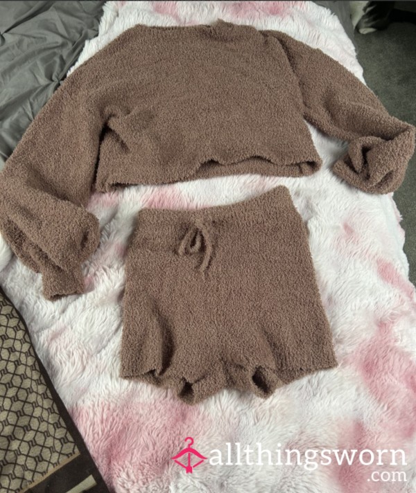 The Fluffiest Pyjamas🤎