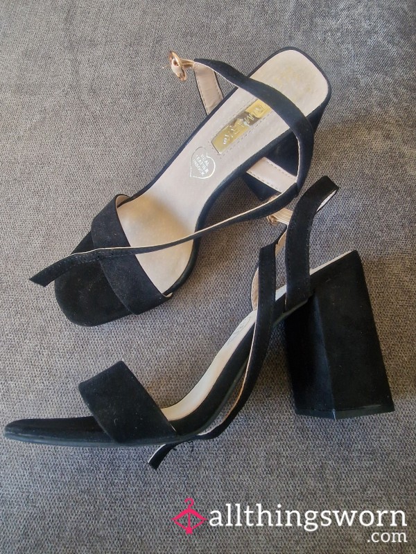 The Most Flirty Black Heels 🖤 Size 4 🖤