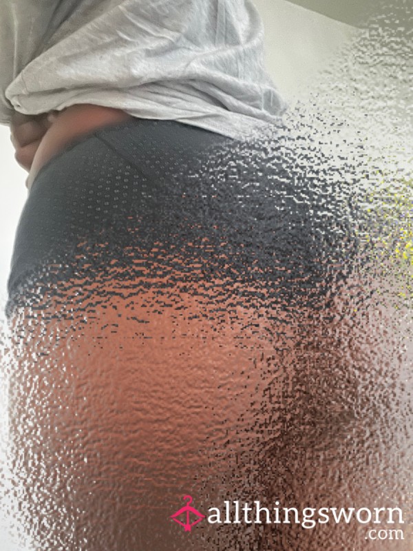 The Perfect Cheeks 🍑