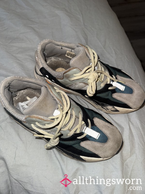 THE Smelliest Shoes Ever!🧀