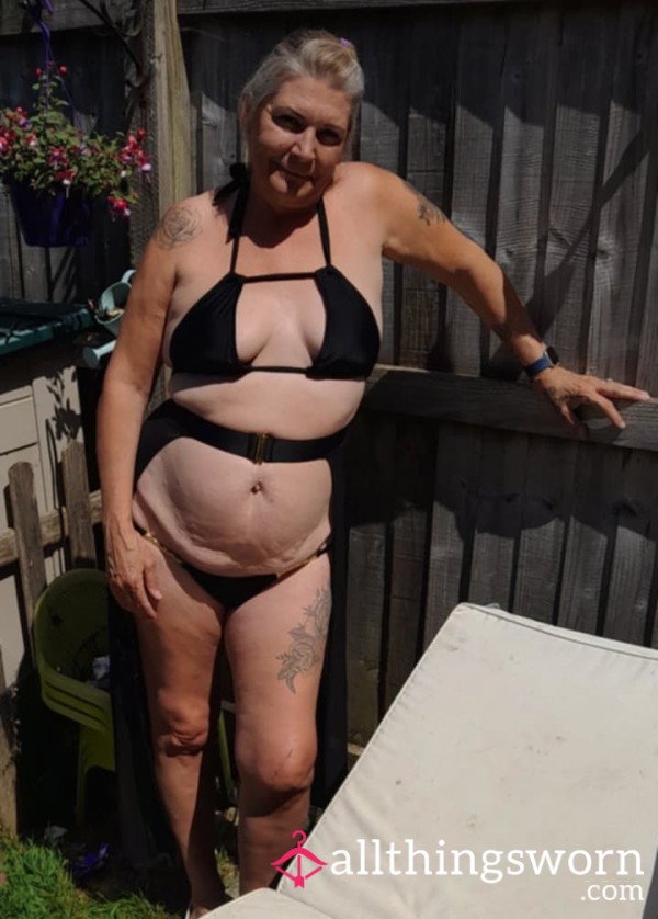The Whole Swimsuit As Seen Here In Pic On Me