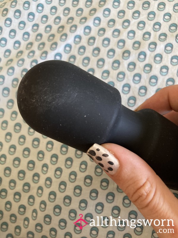 There’s A Lot Of Cream In My Wand, I Never Washed It… Would You Like To Do It With Your Tongue? 👅