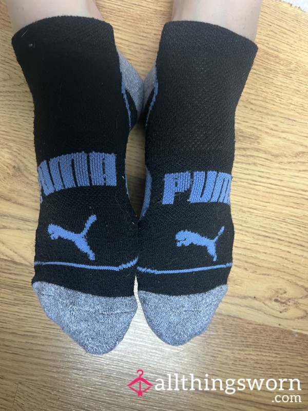 These Socks Make My Feet Sweat! Puma No Show Thick And Soft Socks - Now In Blue