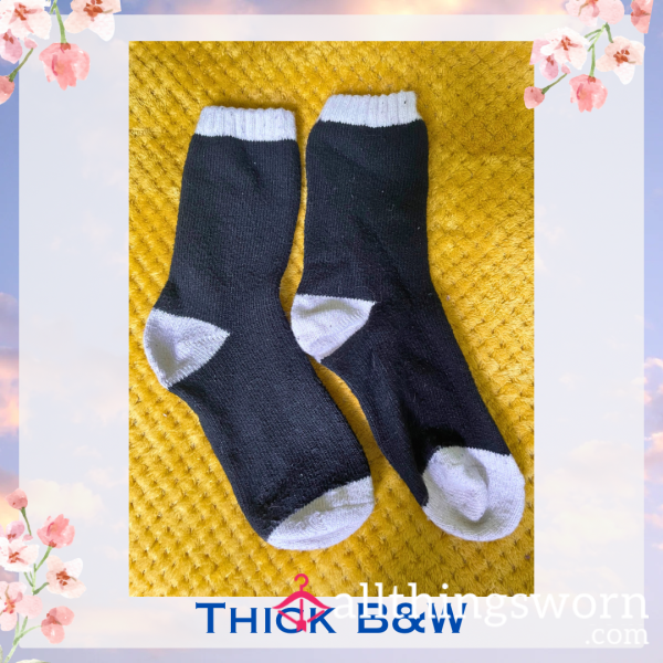 Thick Black And White Socks 🧦  2 Day Wear + 1 Workout Included - £15 😈 Longer Wears And International Shipping Available 🌍