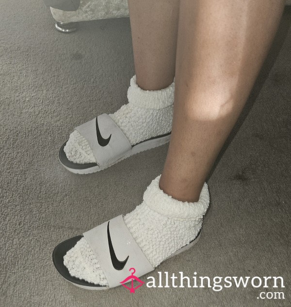 Thick Fluffy Cream Socks 🧦