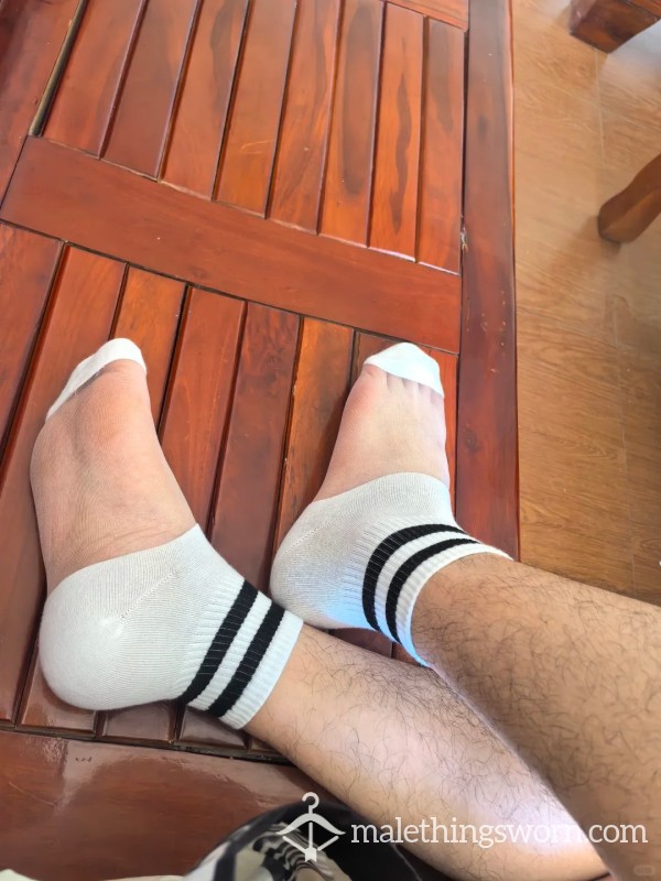 Thick Hairy Legs + Hot Wet White Socks, Authentic Perverted Scent. Serious Fetish Bros DM Me
