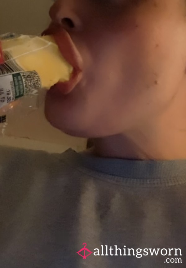 💛 Thick Juicy Pineapple Stick Getting Tanned, Loudly😈🍍