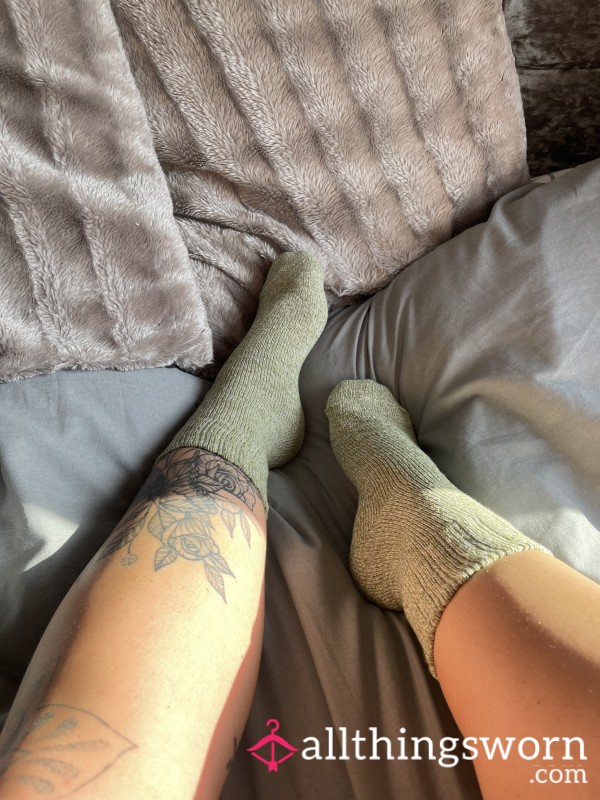 💚Thick Light Green Cotton Socks - 24 Hours Of Sweaty Wear💚