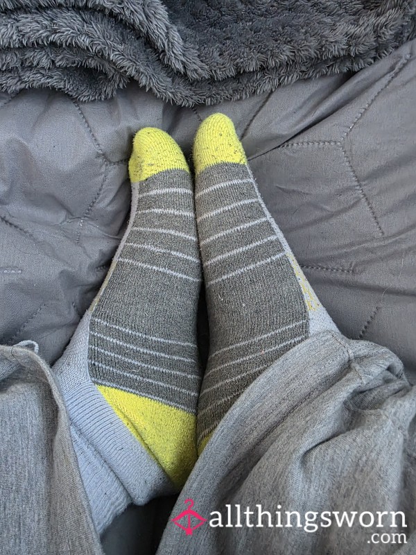 Thick Socks.. Smelly.. Worn In This Hot Weather