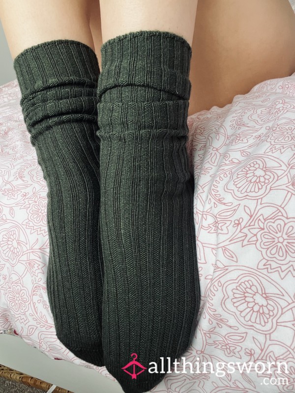 Thick, Warm, And Full Of Teasing Secrets 🥵