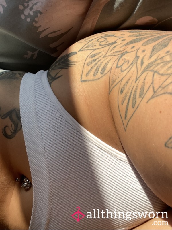 🤍Thick White Creamy Size 10/12 Ribbed Thong🤍