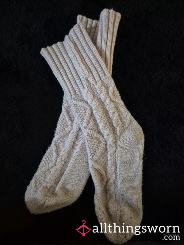 🧦 Thick Worn Socks