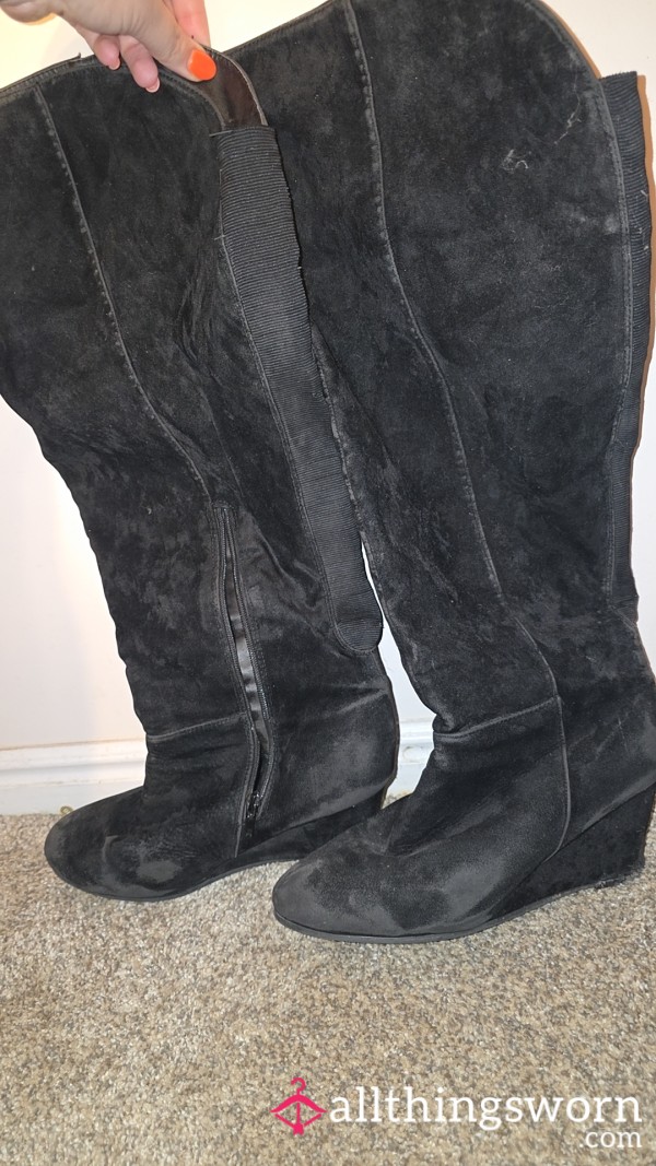 Thigh High Black Pumps