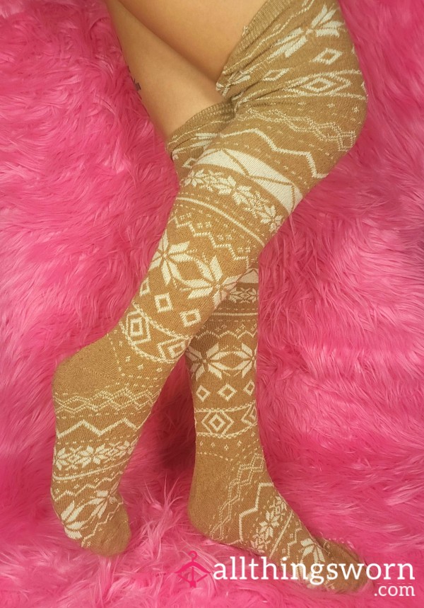 ❄️ Thigh High Socks Knee High Knited Brown Beige Thick Winter Snowflake Tall Girly Cute Socks Asian Japanese Feet Arched Petite Feet Fetish/Worship Workout Gym Fitness Model