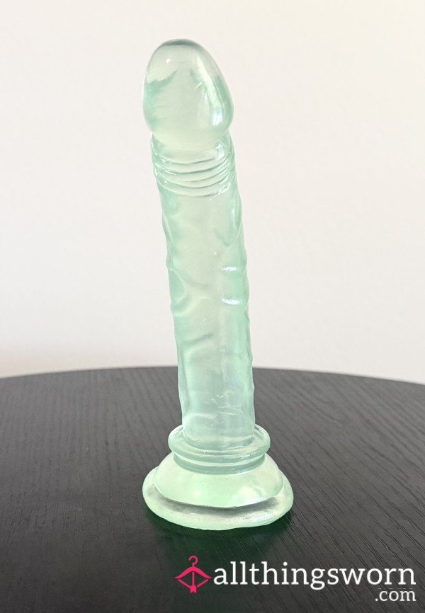 Thin, Green Suction Di**o 💚 4.7 Inches