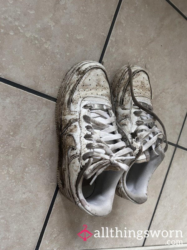 THIRD Pair Of Air Force Are Finally On Here Because Somehow I Just Can’t Keep Them White And Clean