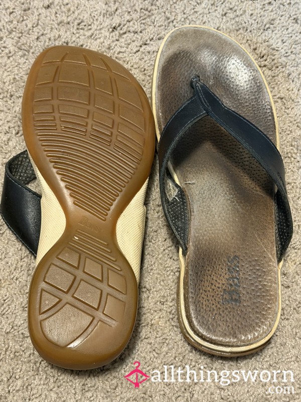 Thong Leather Baas Sandals