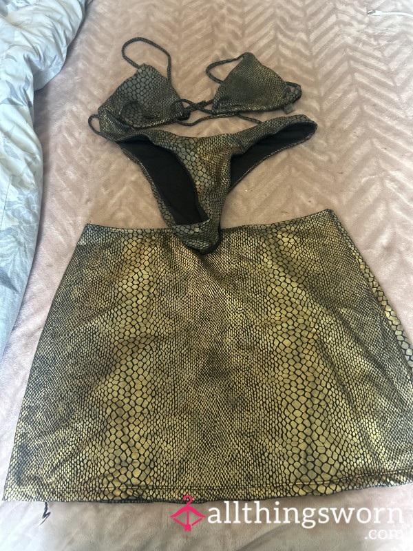 Three-piece Bikini Gold