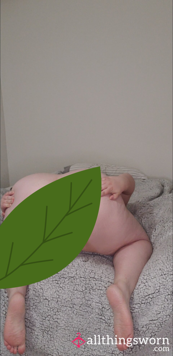 Three Tantalizing Photos Of My A**, Spread Open Just For You