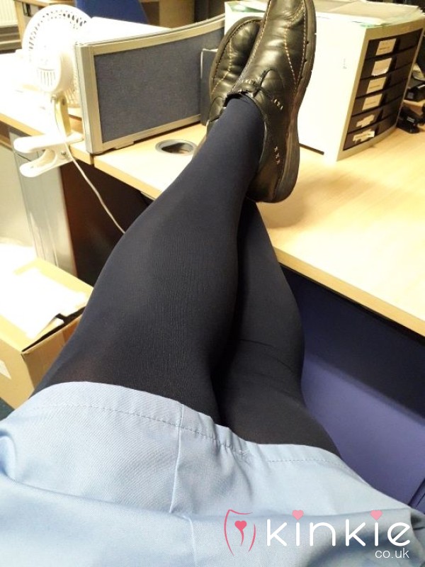 Tights, Worn For 13h Nursing Shift...no Knickers 🤭👣