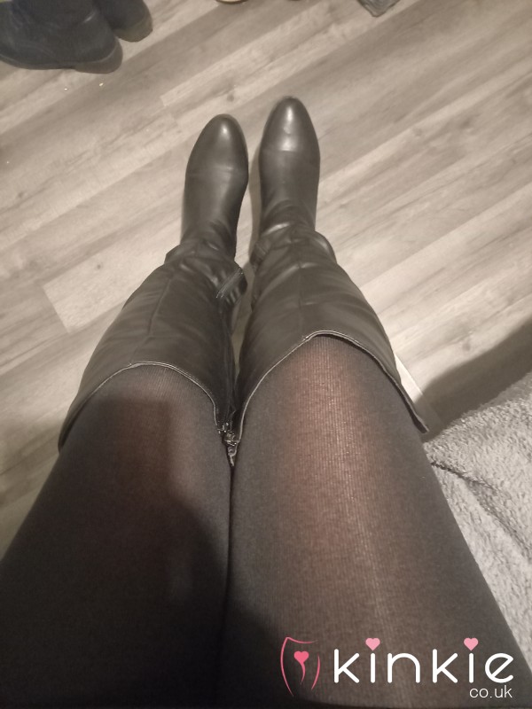Tights Worn Ripped Unwashed