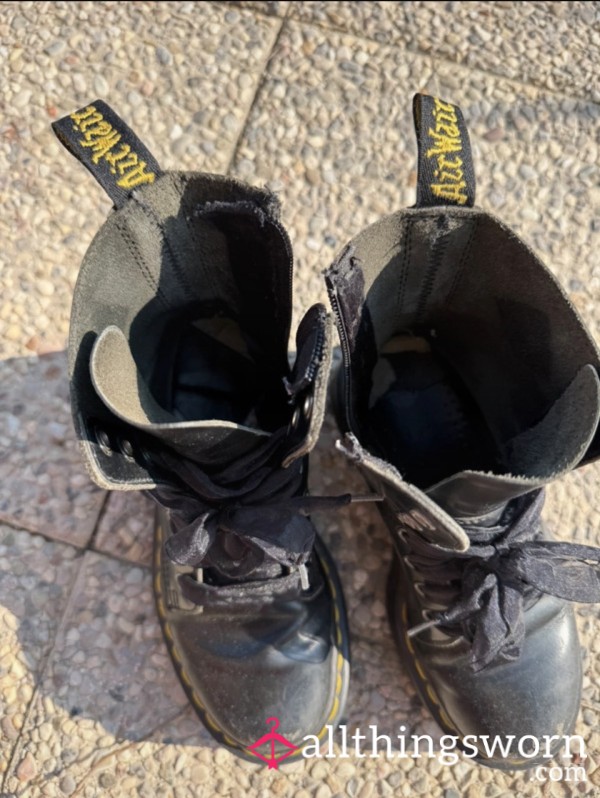 Time To Say Goodbye To My Dr Martens 😢