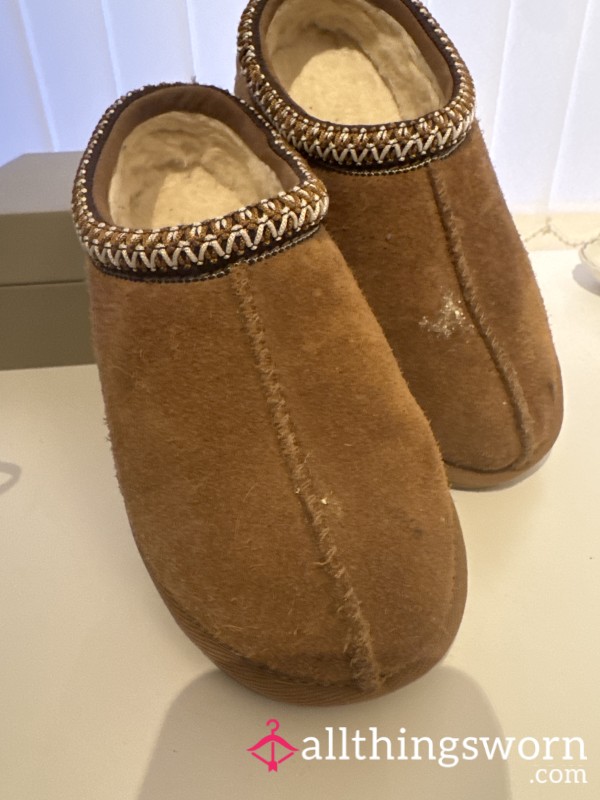 Tiny Used Uggs- Make My Feet Sweat 💦