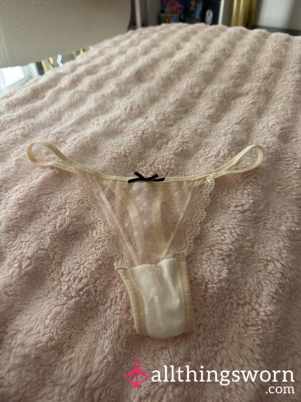 🤍 Tiny White Lace Thong 🤍 SALE $25