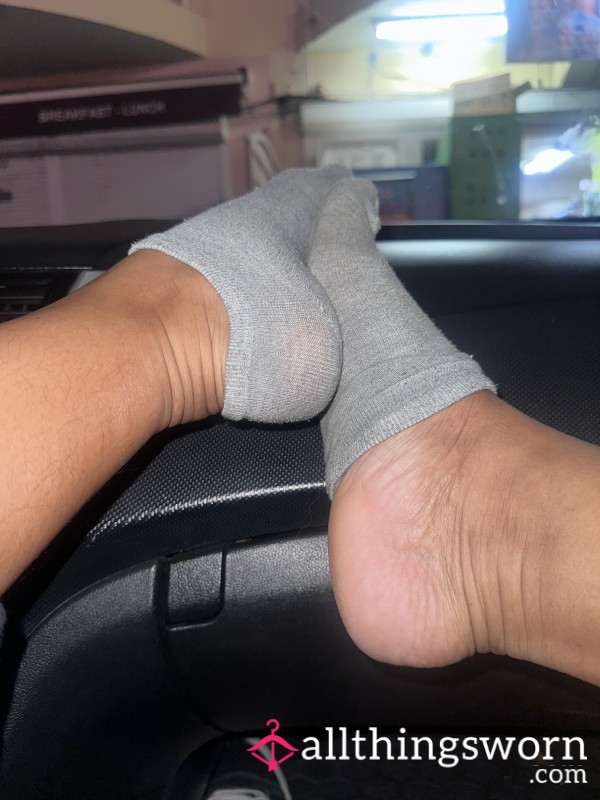 Tired Of Having Theses And Needs A New Home