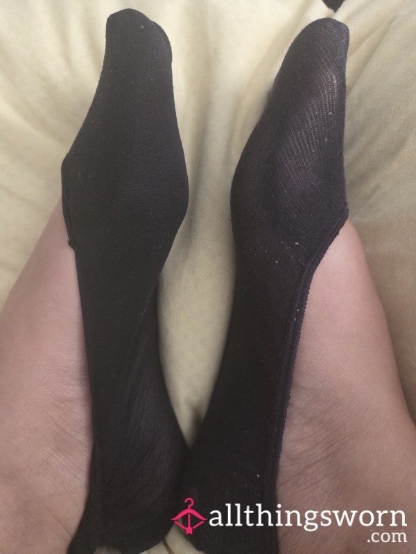 Title Extra Smelly Black Socks – Multi-Day Wear 🖤
