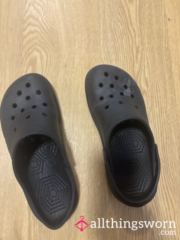 Title: 💖 EXTREMELY Smelly Clog/crocs – Worn, Sweaty & Absolutely RANK 💖