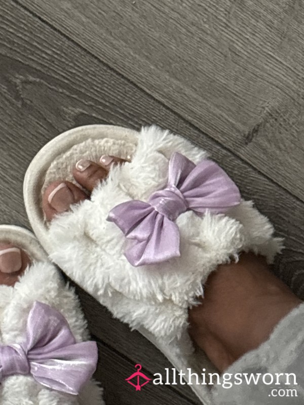 🥿 Worn House Slippers – Full Of Bratty Footsteps 💗