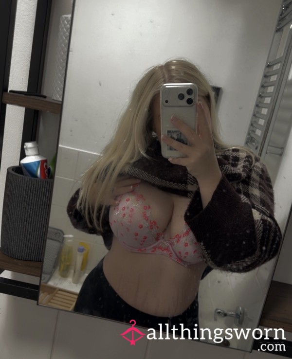 Tits Ignore Call 🫦