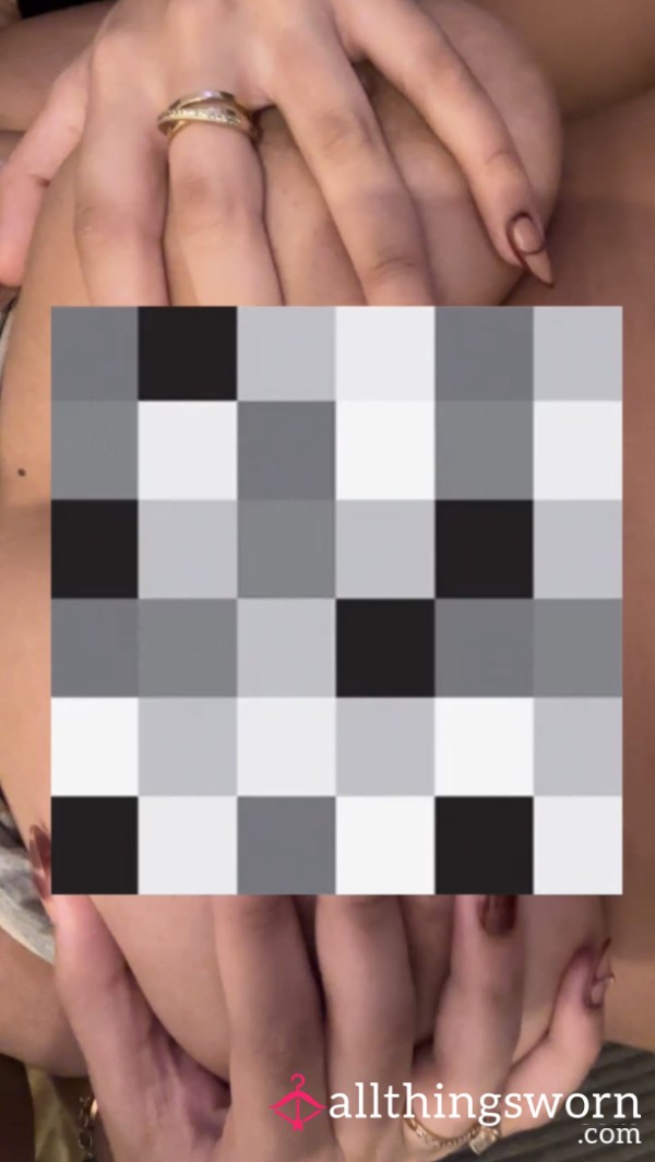Titty Pic 🍒
