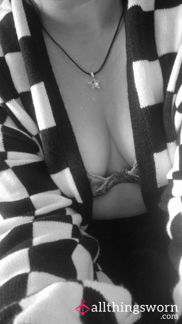Titty Tuesday 🍒🍒